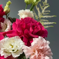 Композиция с розами