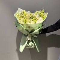 Дуо букет с эустомой  и танацетумами