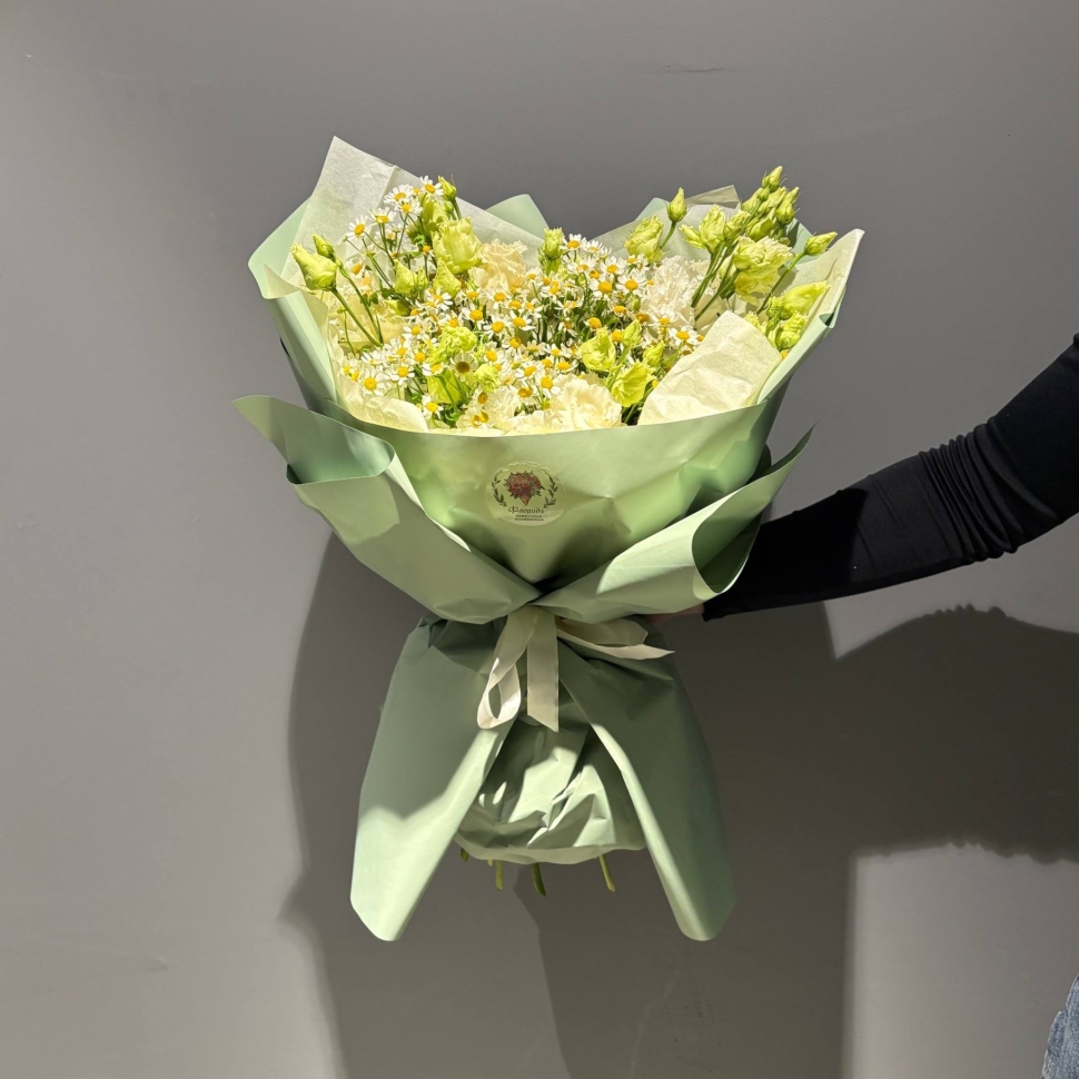 Дуо букет с эустомой  и танацетумами