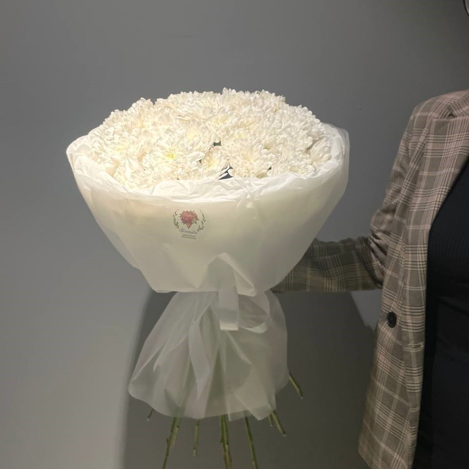 Монобукет из кустовой хризантемы АКЦИЯ