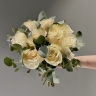 Букет невесты с розой и эвкалиптом