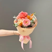 Мини букет с розой, герберой и диантусом