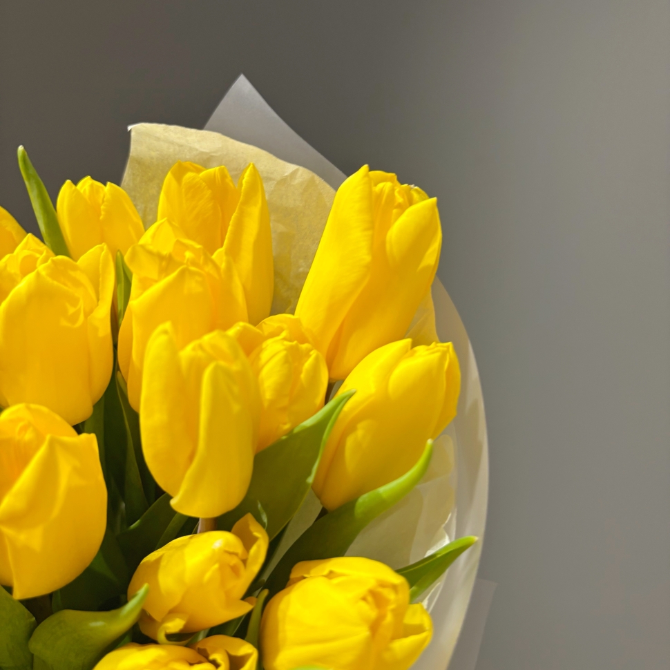 Монобукет из желтых тюльпанов