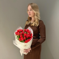 Монобукет из красных тюльпанов
