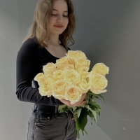 Букет из 15 Эквадорских роз