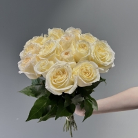 Букет из 15 Эквадорских роз